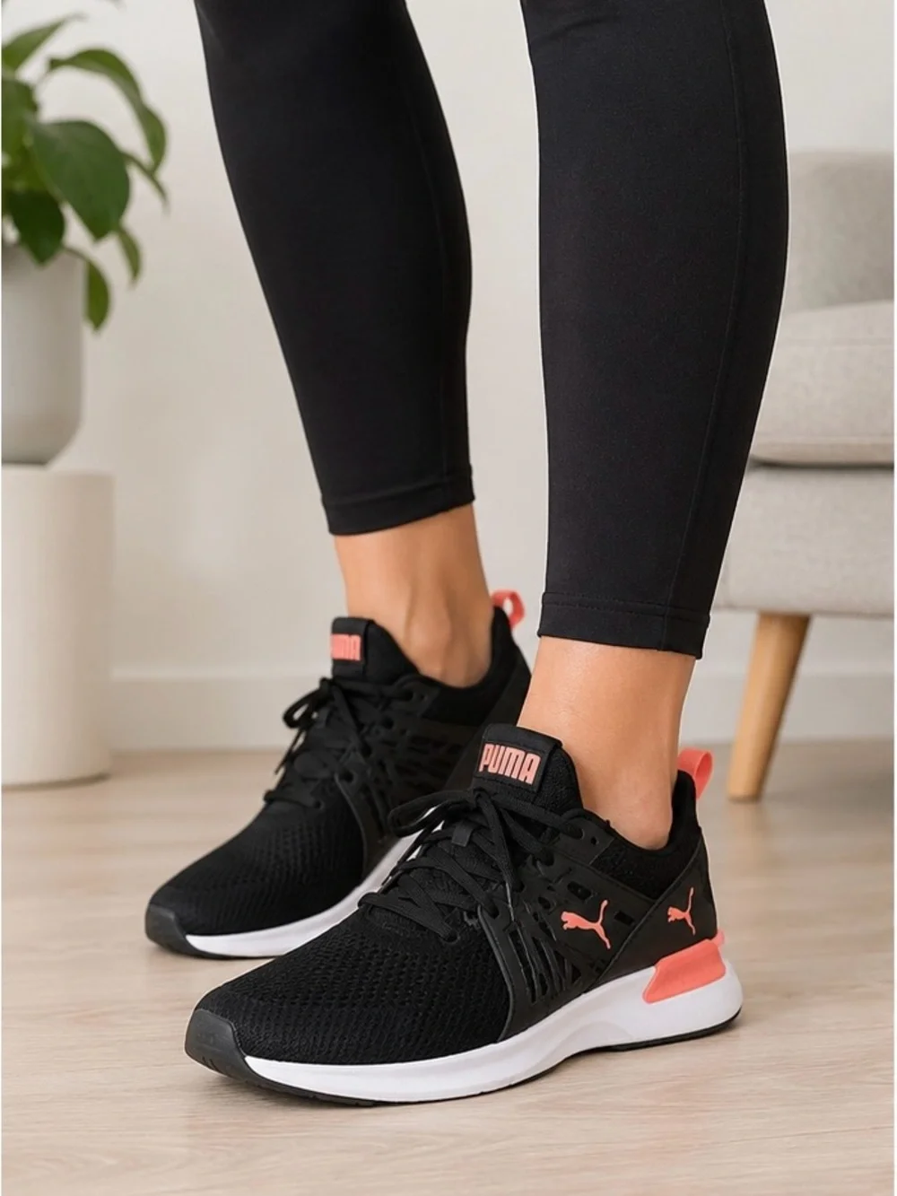 Puma Women's Black & Coral Athletic Running Shoes Size 8 1/2